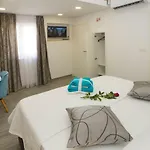 Gostinjska kuća Central Old Town 3*
