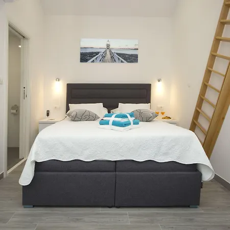 Guest house Central Old Town 3*
