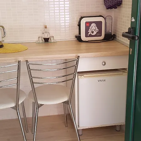 Central Old Town Guest house 3*